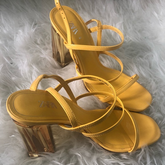 Zara Shoes - Gorgeous block yellow clear heels from Zara